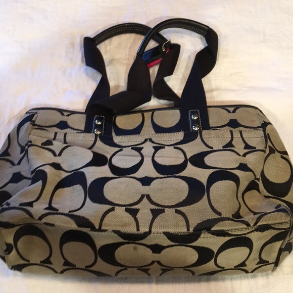 Coach Purse - Picture 4 of 7